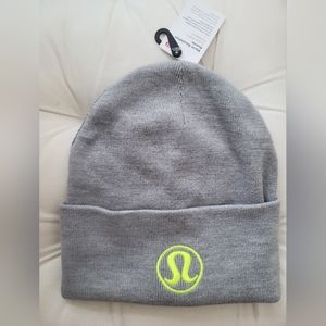 NEW Lululemon Gray Warm Revelation Beanie one size